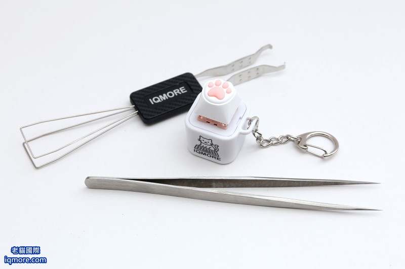 貓迷音 MaoMeme 教學:手動清除所有設定值 | 老貓國際有限公司 Iqmore International Co., Ltd. 貓迷音 MaoMeme 教學:手動清除所有設定值 | 老貓國際有限公司 Iqmore International Co., Ltd.